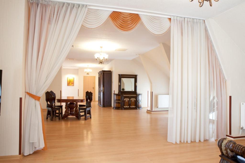 Hotel Complex Verhovina Kyjev Pokoj fotografie